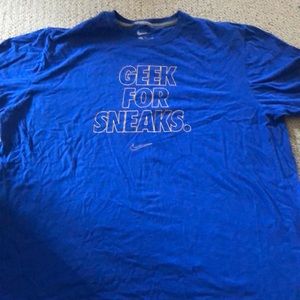Men’s 2XL Mike t-shirt
